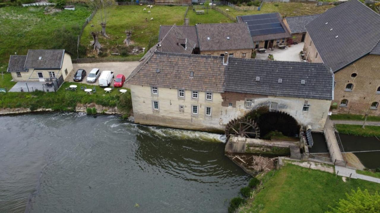 Aan De Watermolen Vakantiewoningen Wijlre Eksteriør bilde