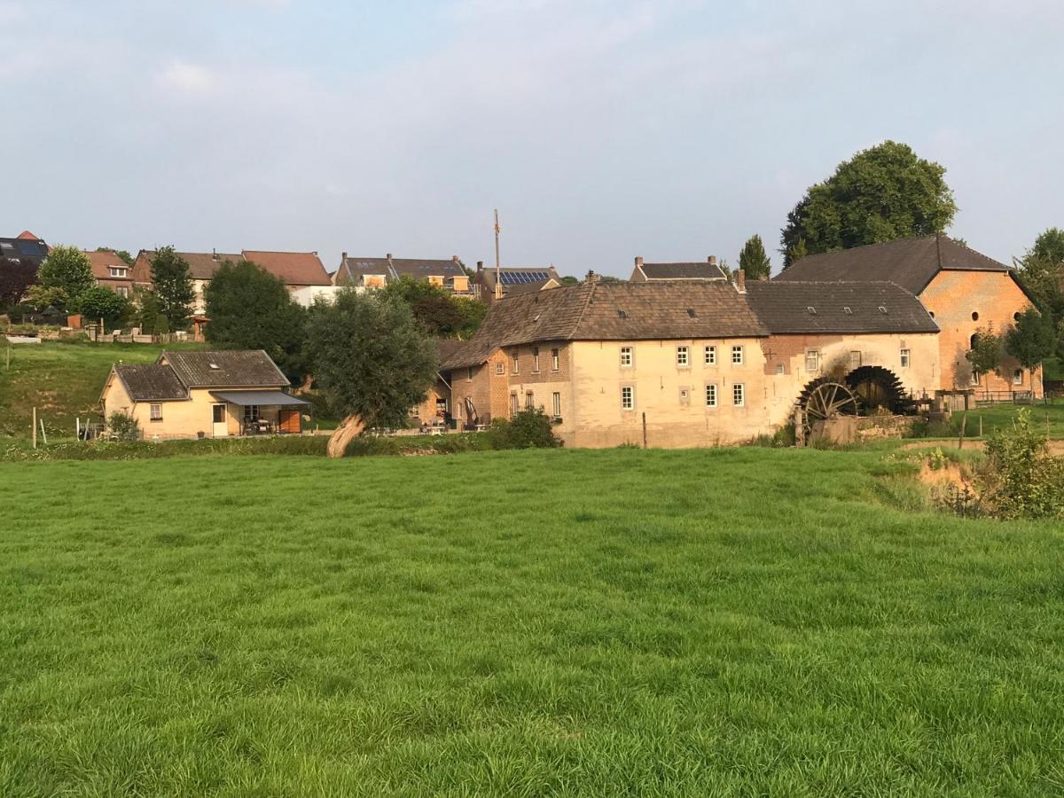 Aan De Watermolen Vakantiewoningen Wijlre Eksteriør bilde